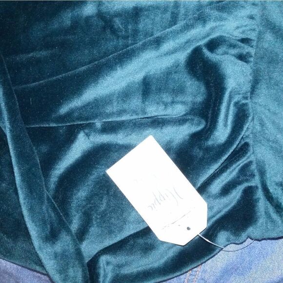 Velvet or plaid Skirt - Picture 14 of 16